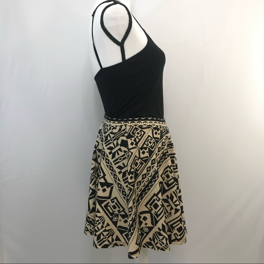 Vizio Cream colored Skirt w Black Pattern, large - Picture 4 of 8